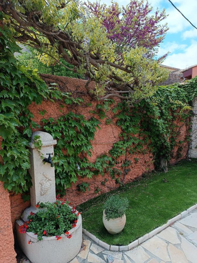 Aux Berges Du Canal Guest house