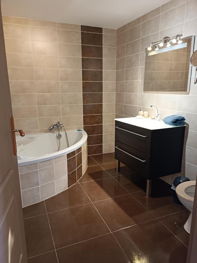 Aux Berges Du Canal Guest house
